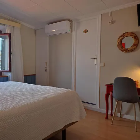 Cap D'or - Children Only From 15 Years Old 2*